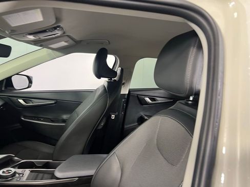 Used 2024 Kia EV6 Light image 24