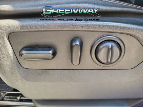 Used 2019 GMC Sierra 1500 AT4 w/ AT4 Premium Package AWD/4WD image 15