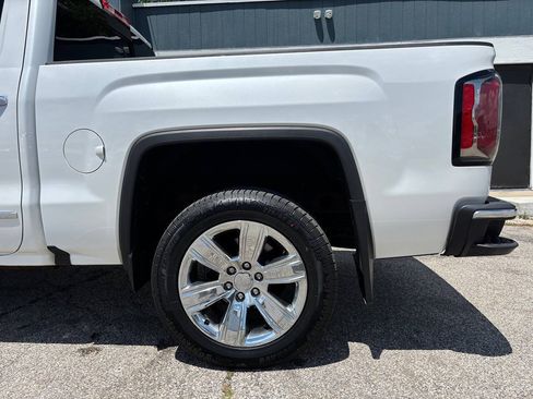 Used 2018 GMC Sierra 1500 SLT AWD/4WD image 10