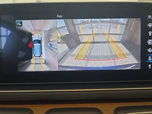 Certified 2020 Mercedes-Benz GLE 450 4MATIC image 25