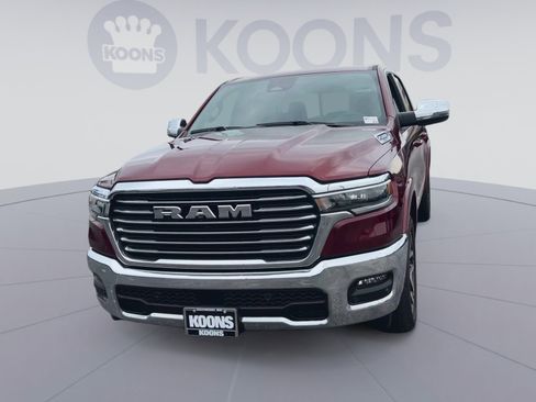 Used 2025 RAM 1500 Laramie AWD/4WD image 5