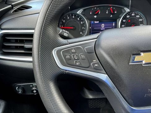 Used 2020 Chevrolet Equinox LT AWD/4WD image 14
