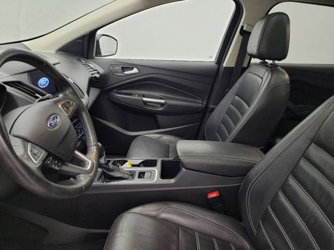 Used 2017 Ford Escape Titanium image 17