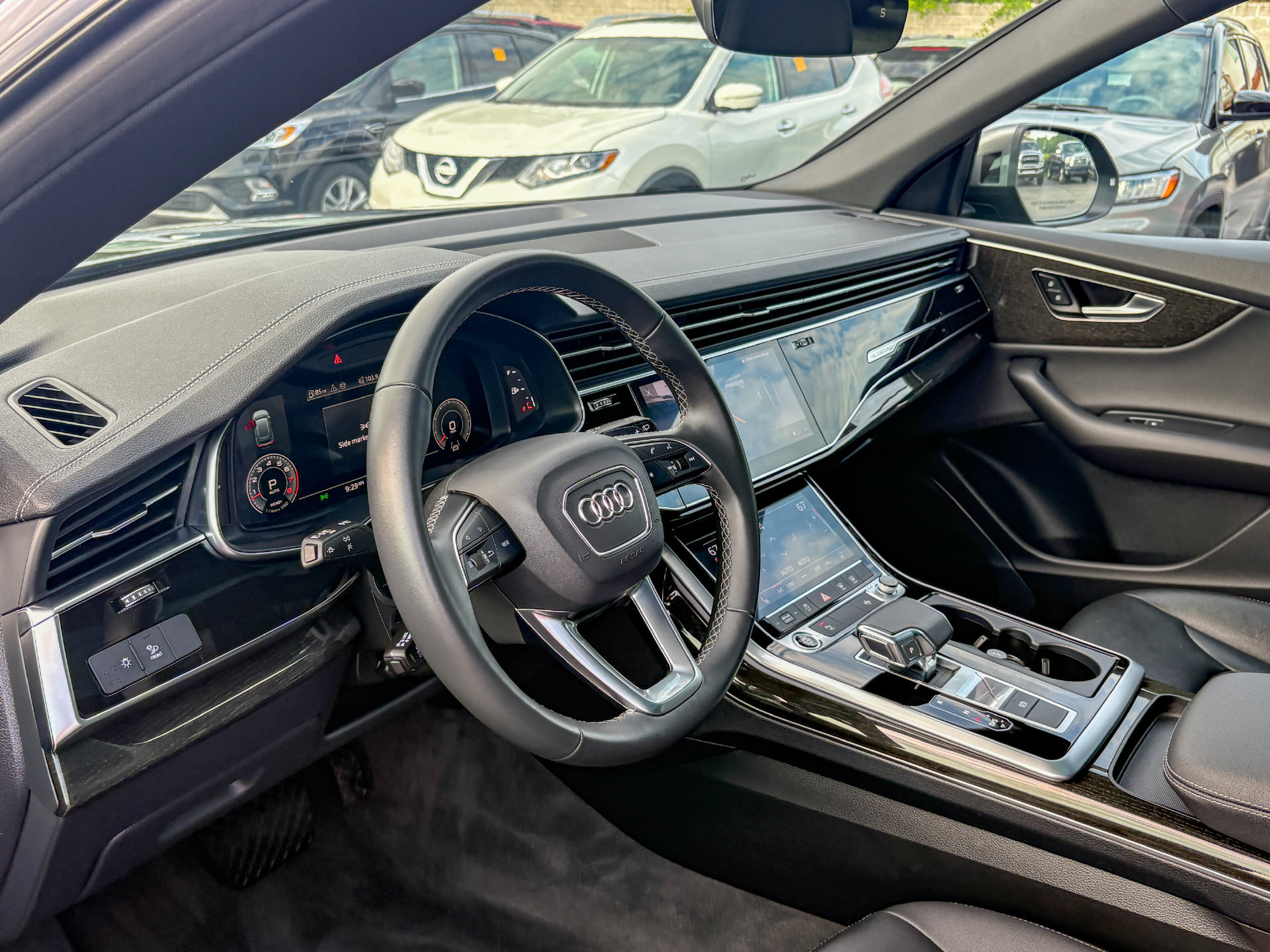 Used 2025 Audi Q8 Premium w/ Black Optic Package AWD/4WD image 6