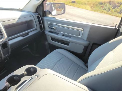 Certified 2019 RAM 1500 Express RWD image 11