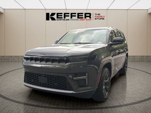 New 2026 Jeep Grand Wagoneer Limited w/ Premium Group II AWD/4WD image 1