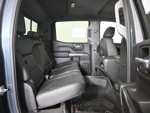 Used 2020 Chevrolet Silverado 1500 LTZ AWD/4WD image 17