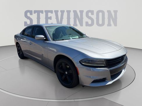 Used 2016 Dodge Charger SXT w/ Rallye Group RWD image 7