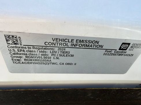 Used 2024 Chevrolet Malibu LT FWD image 32