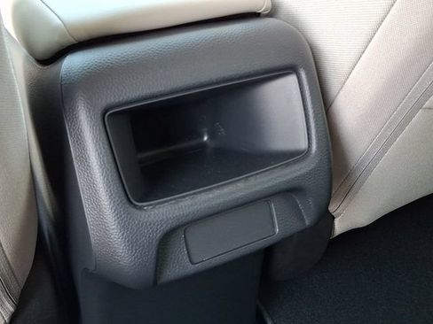 Used 2026 Honda HR-V LX image 11