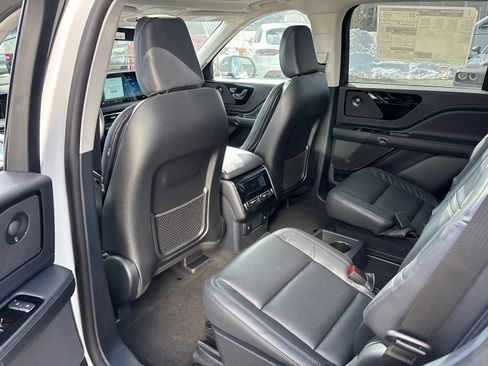 New 2026 Lincoln Aviator Reserve AWD/4WD image 27