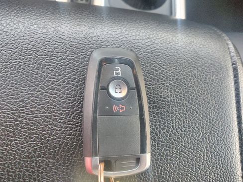 Used 2020 Ford F150 Lariat AWD/4WD image 32