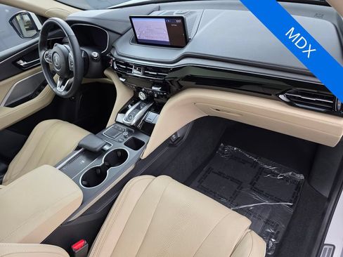 Used 2024 Acura MDX SH-AWD w/ Advance Package image 34