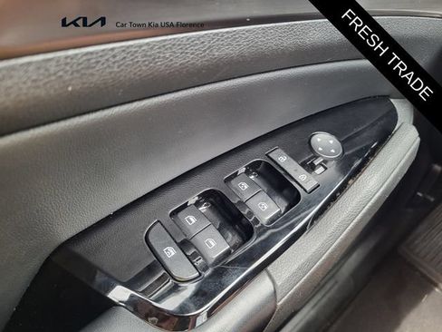 Certified 2024 Kia Sportage EX FWD image 21
