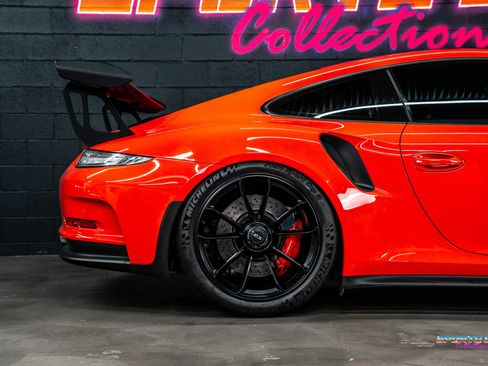 Used 2016 Porsche 911 GT3 RS image 14