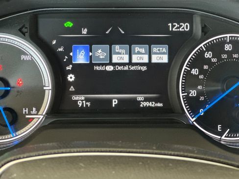 Used 2023 Toyota Venza XLE AWD/4WD image 24
