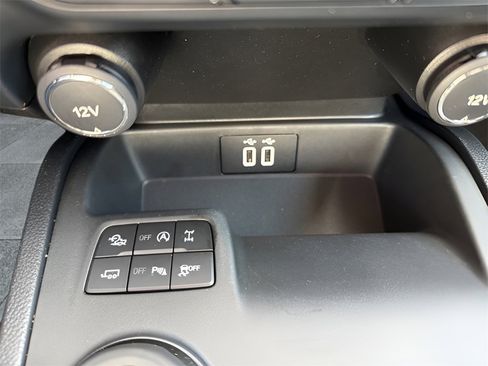 Used 2019 Ford Ranger XLT w/ FX4 Off-Road Package image 25