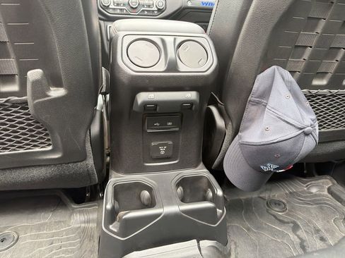 Used 2019 Jeep Wrangler Unlimited Rubicon AWD/4WD image 19