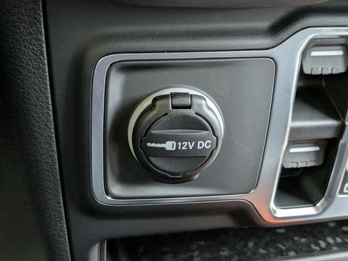 New 2026 Jeep Wrangler Unlimited Sahara AWD/4WD image 22