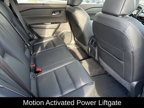 Certified 2023 Nissan Rogue SL w/ SL Premium Package image 16