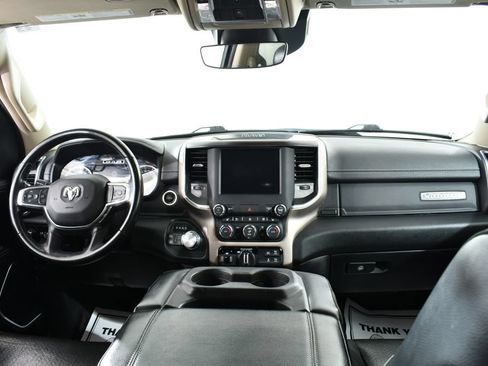 Used 2021 RAM 1500 Laramie AWD/4WD image 7