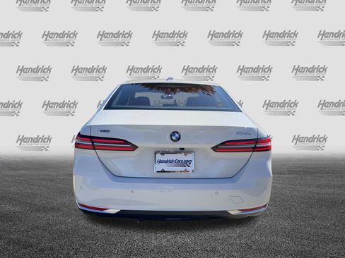 Certified 2025 BMW 530i xDrive w/ Premium Package image 9
