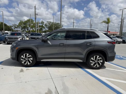 New 2026 Volkswagen Tiguan S image 6