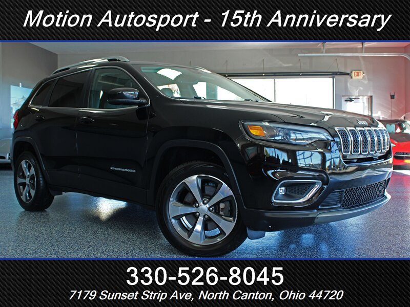 Used 2019 Jeep Cherokee Limited AWD/4WD image 2
