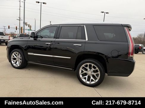 Used 2018 Cadillac Escalade Premium Luxury image 10