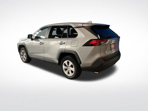 Used 2025 Toyota RAV4 LE AWD/4WD image 18