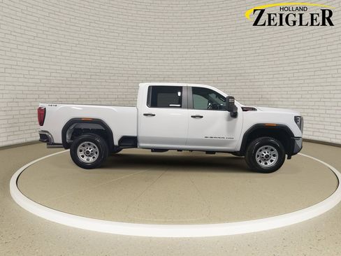 New 2026 GMC Sierra 3500 Pro w/ Convenience Package image 4