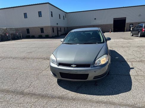 Used 2009 Chevrolet Impala LT FWD image 8