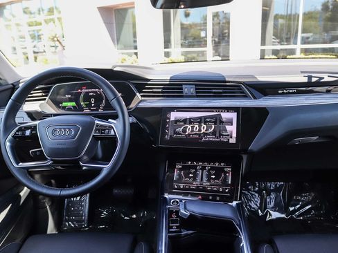 Certified 2024 Audi Q8 e-tron Premium Plus w/ Prestige Package AWD/4WD image 14