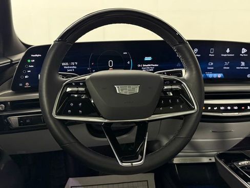 Certified 2024 Cadillac Lyriq Luxury RWD image 20