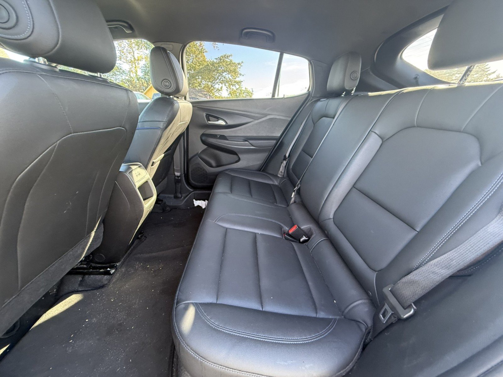 Used 2024 Buick Envista Sport Touring w/ Convenience I Package FWD image 24
