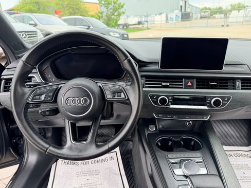 Used 2017 Audi A4 2.0T Premium Plus w/ Premium Plus Package FWD image 11
