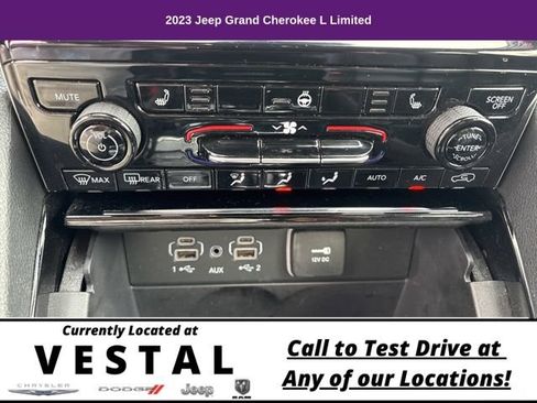 Used 2023 Jeep Grand Cherokee L Limited w/ Black Appearance Package AWD/4WD image 14