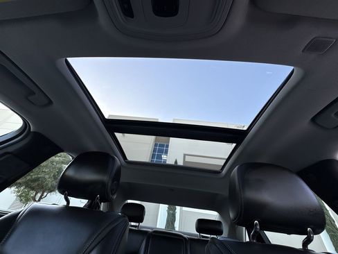 Used 2017 Cadillac XTS Premium Luxury image 37