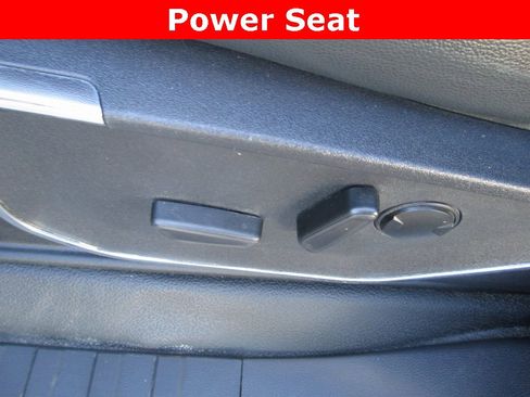 Used 2024 Ford F350 Lariat w/ Lariat Ultimate Package image 28