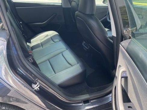Used 2024 Tesla Model 3 Standard Range RWD image 11