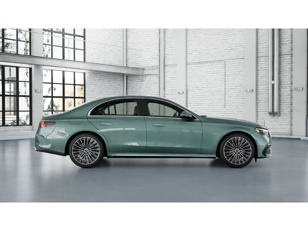 Used 2026 Mercedes-Benz E 350 4MATIC Sedan image 16