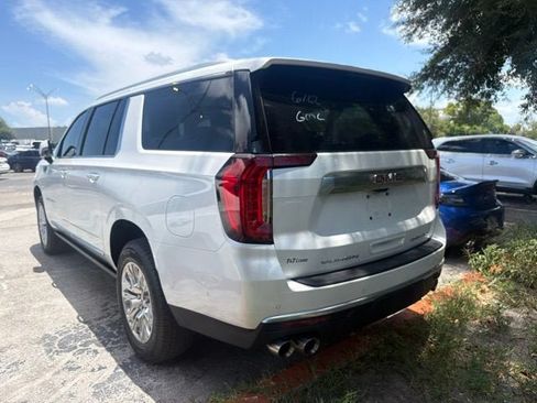 Used 2024 GMC Yukon XL Denali w/ Advanced Technology Package AWD/4WD image 9