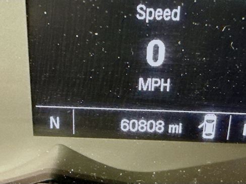 Used 2020 Chevrolet Trax LT w/ LT Convenience Package image 16