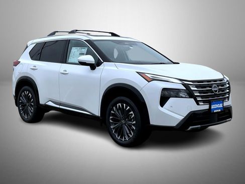 New 2026 Nissan Rogue Platinum AWD/4WD image 3