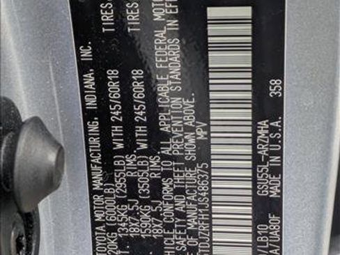 Used 2018 Toyota Highlander XLE image 26