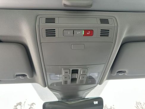 New 2026 Volkswagen Jetta SE image 25