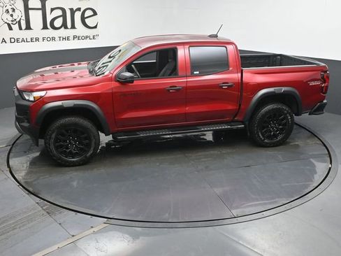 Used 2024 Chevrolet Colorado Trail Boss AWD/4WD image 57