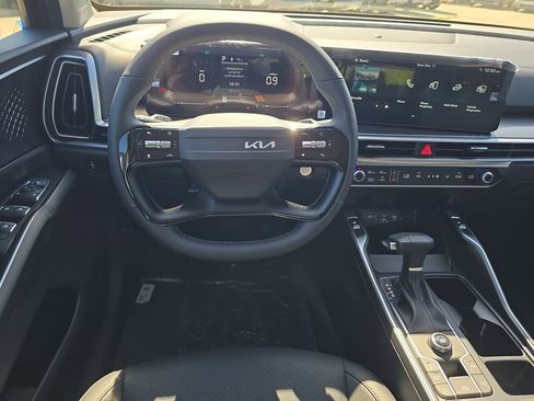 New 2026 Kia Sorento S FWD image 13