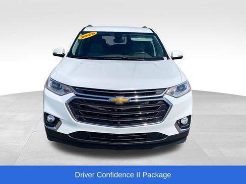 Used 2020 Chevrolet Traverse LT w/ LT Premium Package FWD image 2