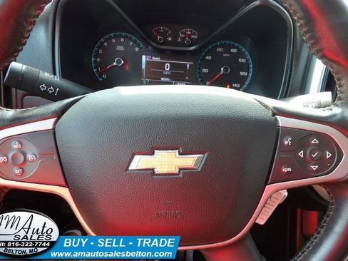 Used 2018 Chevrolet Colorado LT AWD/4WD image 11